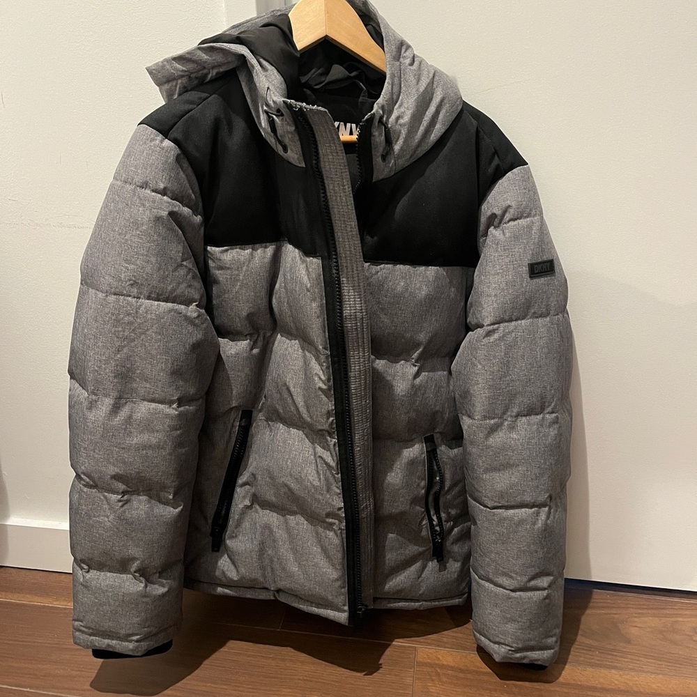 DKNY men’s winter jacket, size M